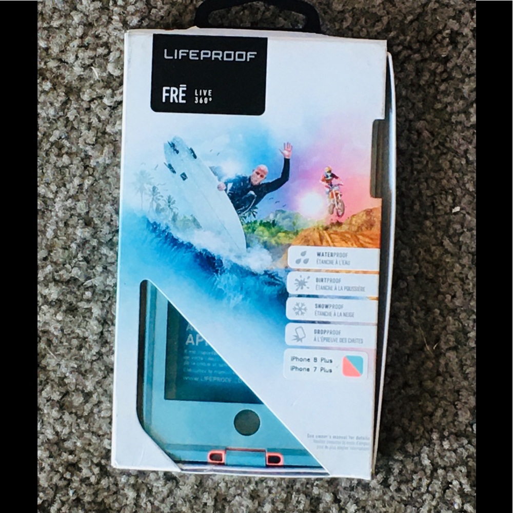 NWT Lifeproof IPhone 8 Plus Fre Case